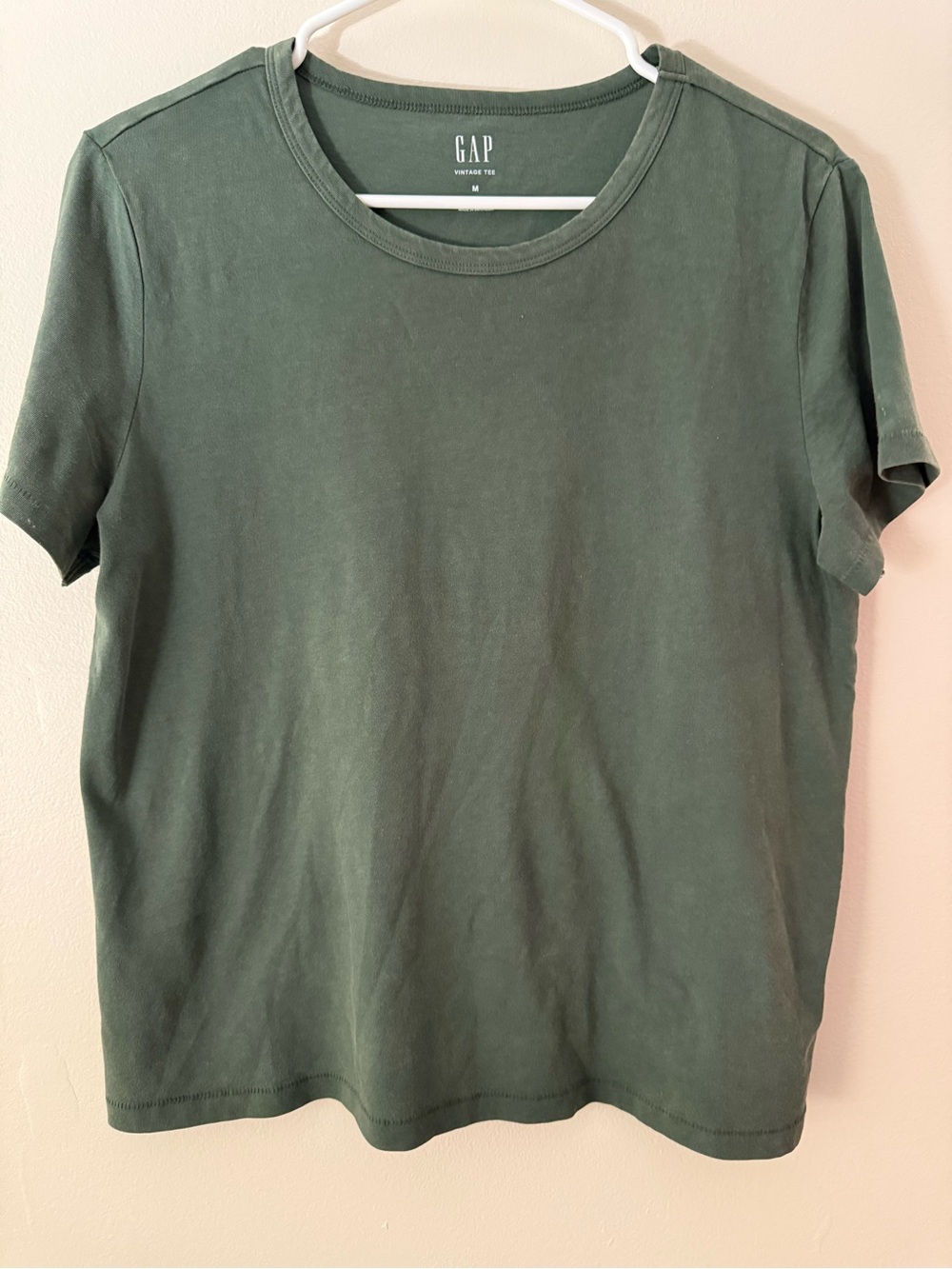GAP Women's Olive Short-Sleeve Crewneck Vintage Tee